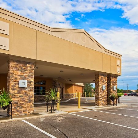 Crossroads Hotel & Event Center Fort Dodge Ngoại thất bức ảnh
