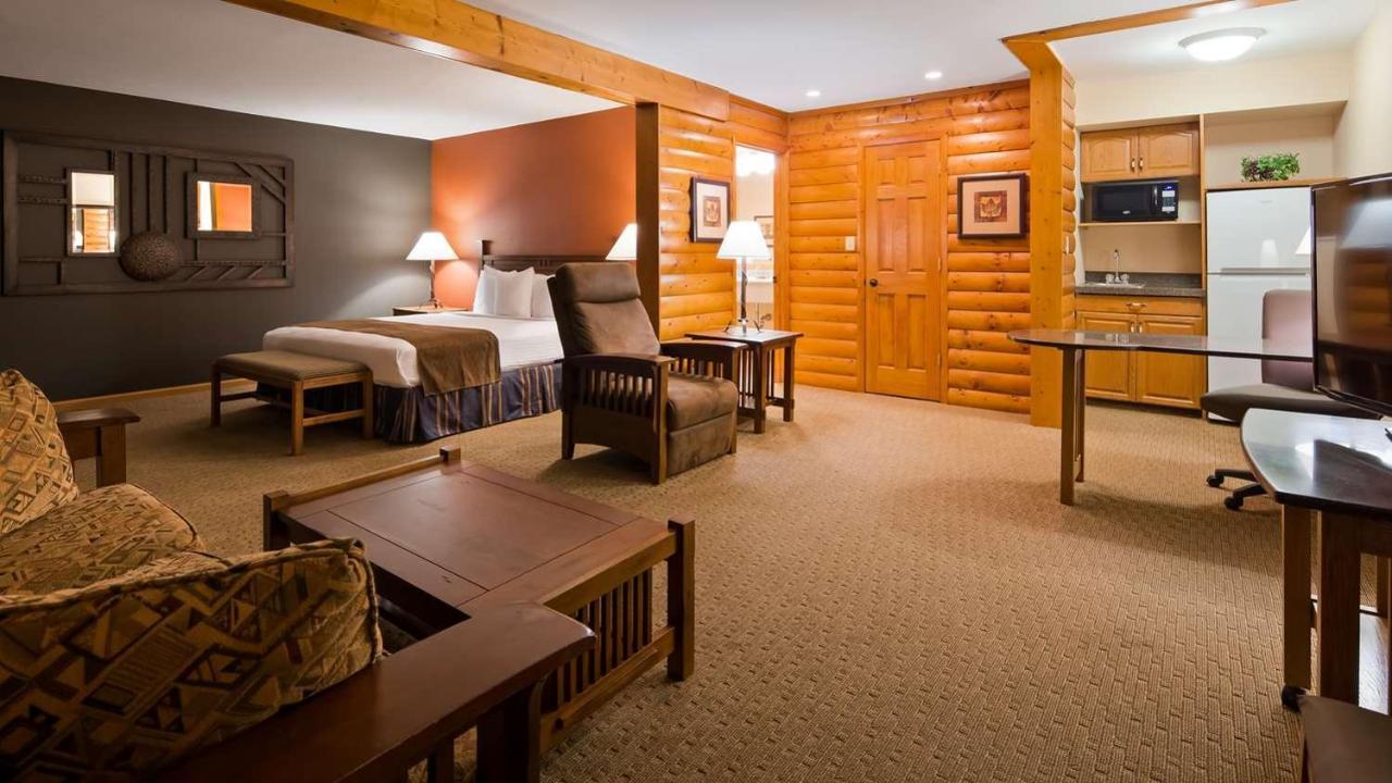 Crossroads Hotel & Event Center Fort Dodge Ngoại thất bức ảnh