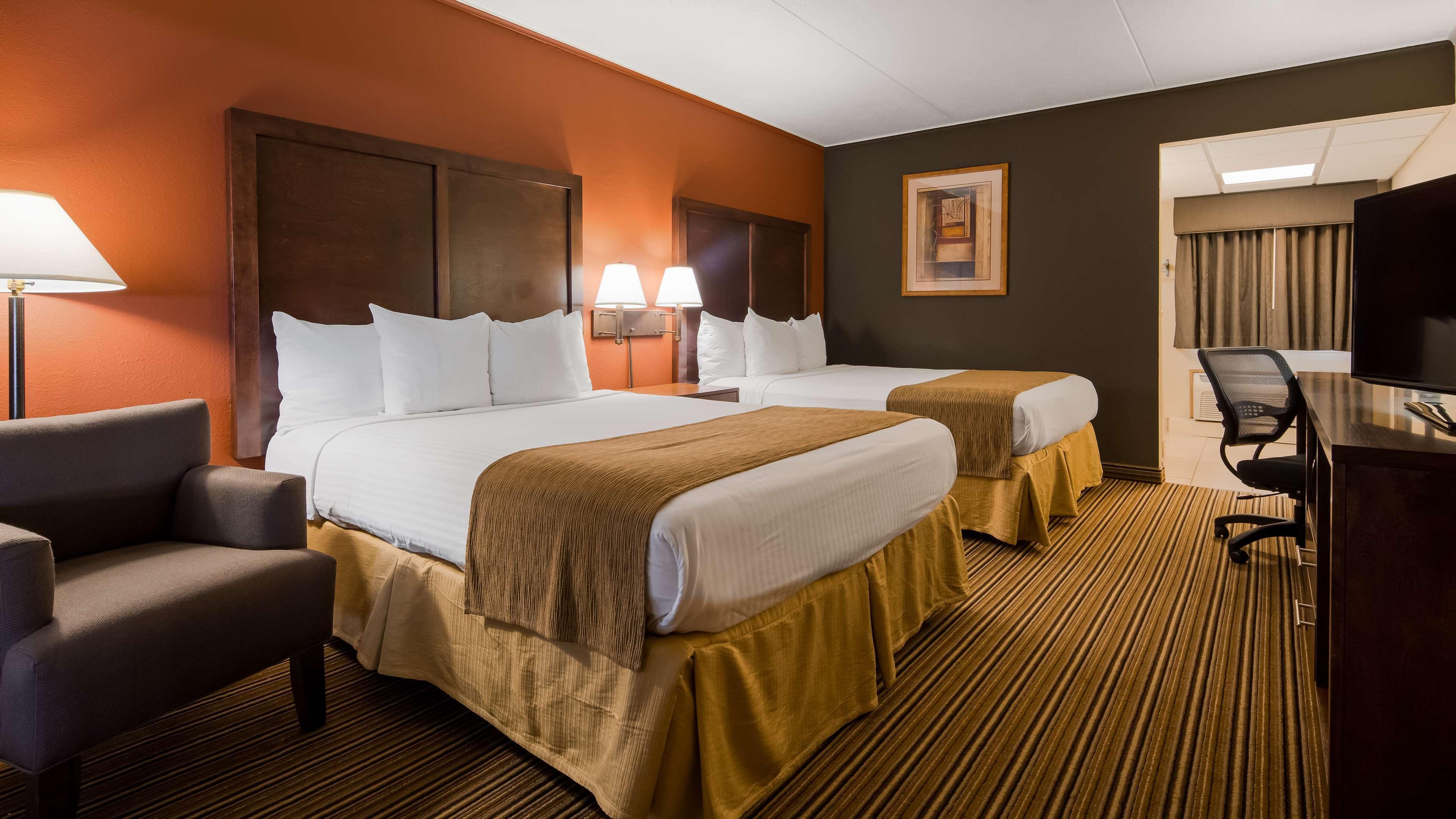Crossroads Hotel & Event Center Fort Dodge Ngoại thất bức ảnh
