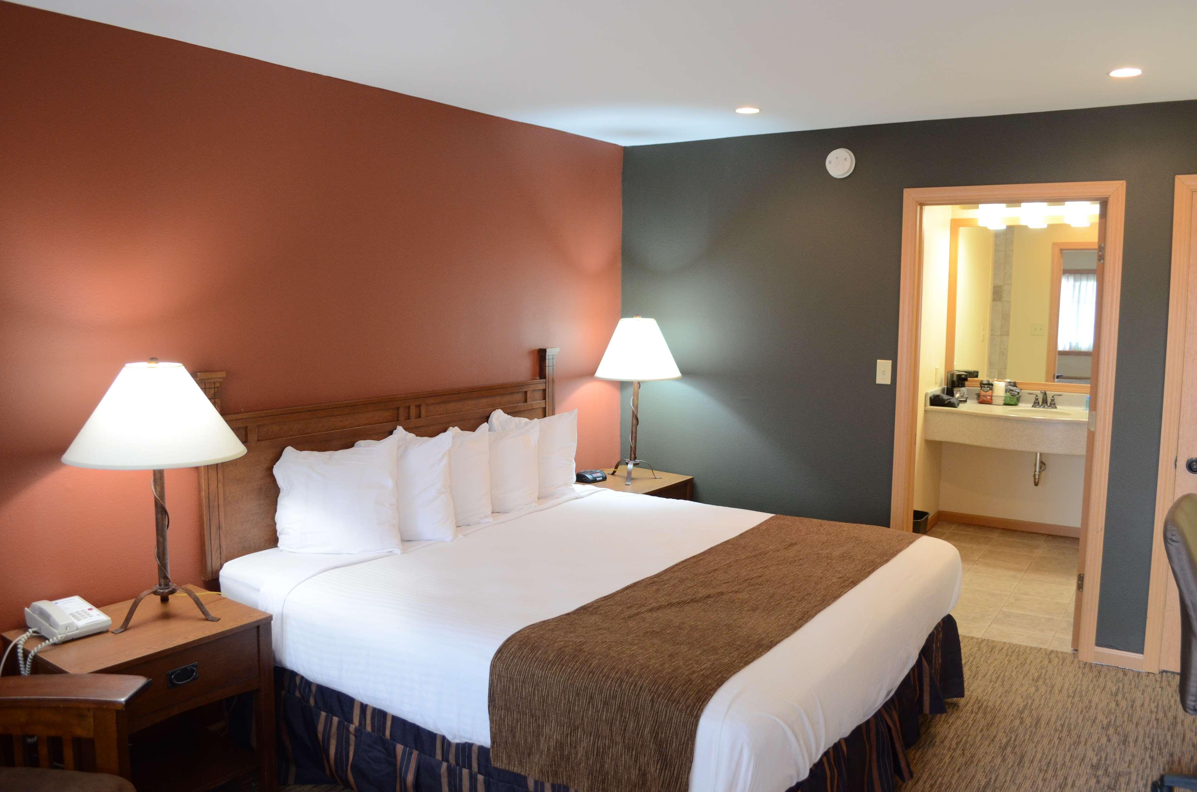 Crossroads Hotel & Event Center Fort Dodge Ngoại thất bức ảnh