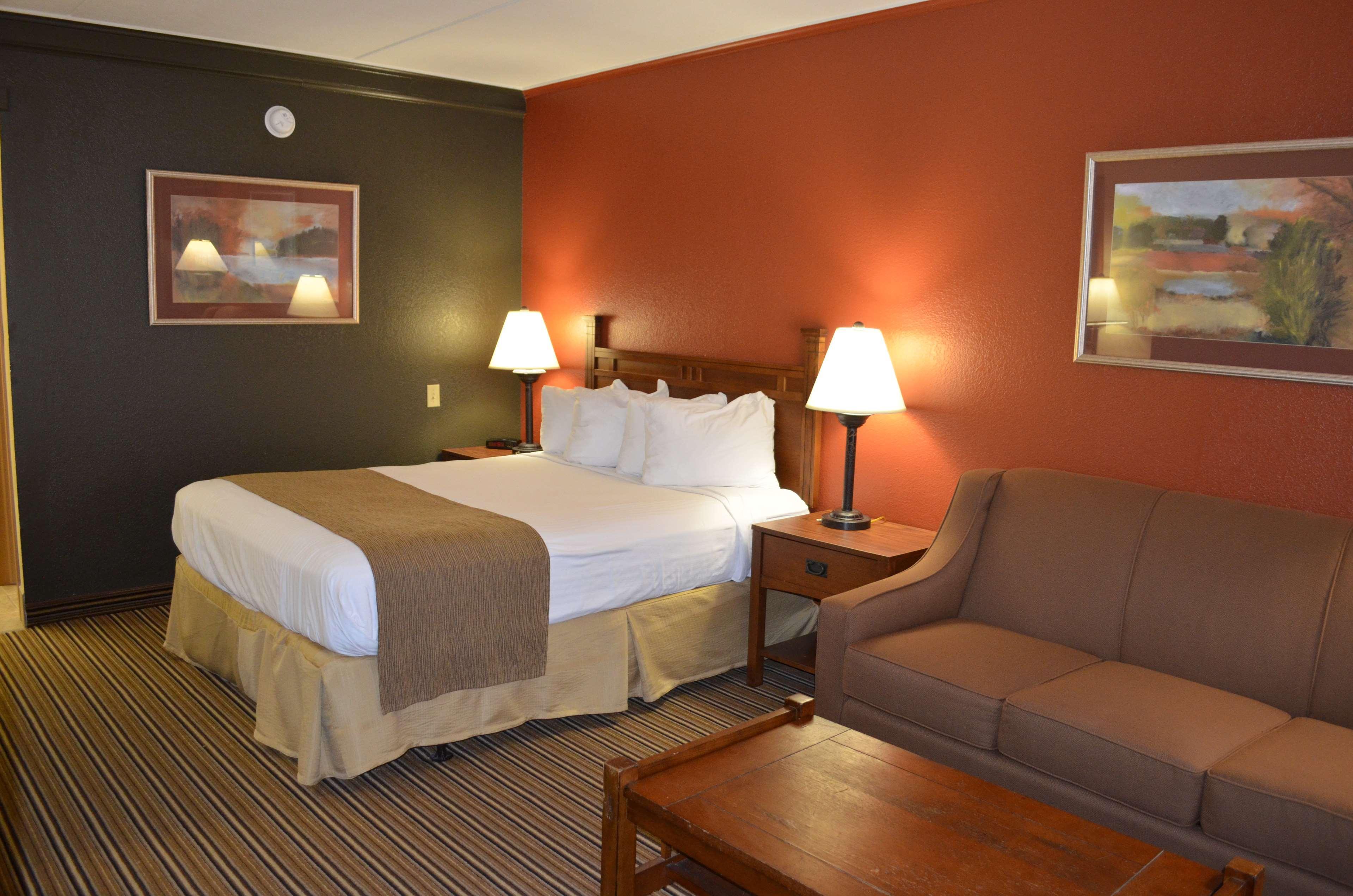 Crossroads Hotel & Event Center Fort Dodge Ngoại thất bức ảnh